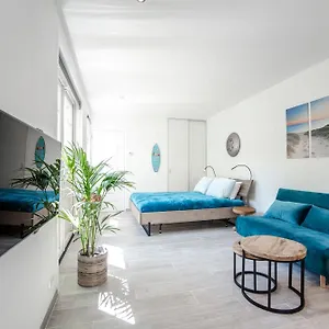  Apartment Good Vibes Romantic Incl Free Private Parking
